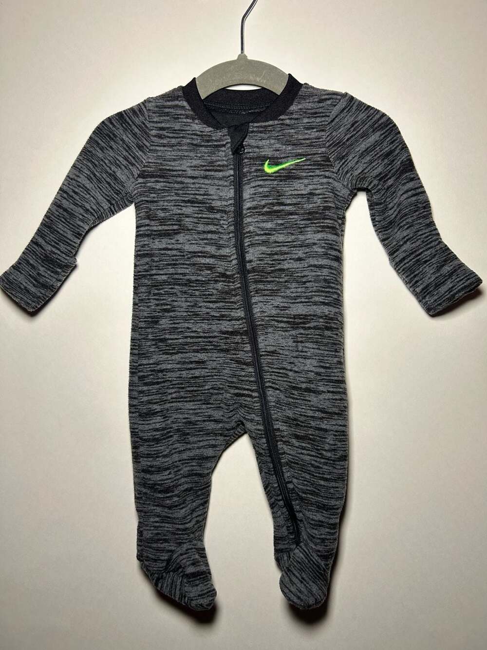 Nike Footed Coverall | Dark Grey Heather | Newborn